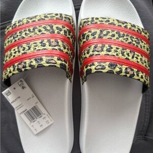 Men’s Leopard Print Slides